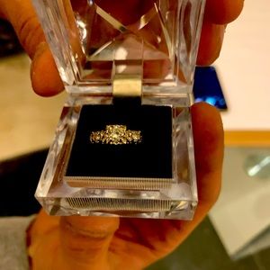 Engagement rings three diamonds 14ct gold